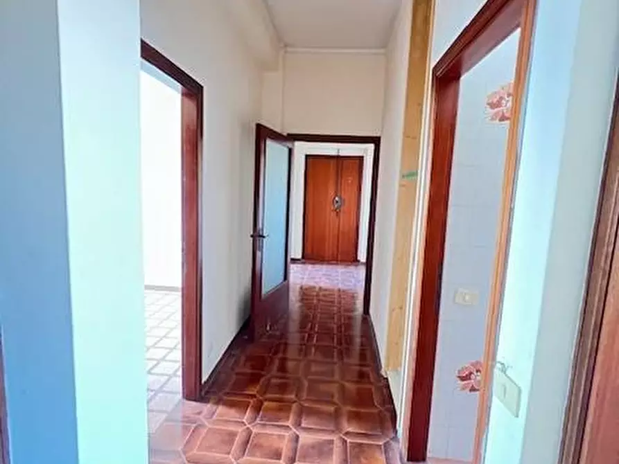 Immagine 16 di Appartamento in vendita  a Siena