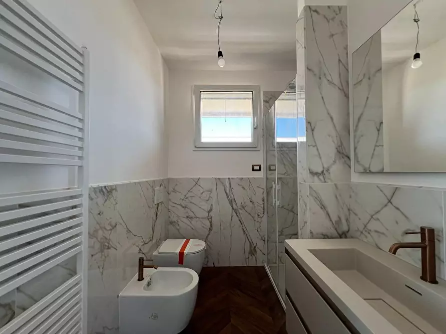 Immagine 17 di Villa in vendita  a Montelupo Fiorentino