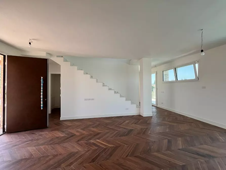 Immagine 8 di Villa in vendita  a Montelupo Fiorentino