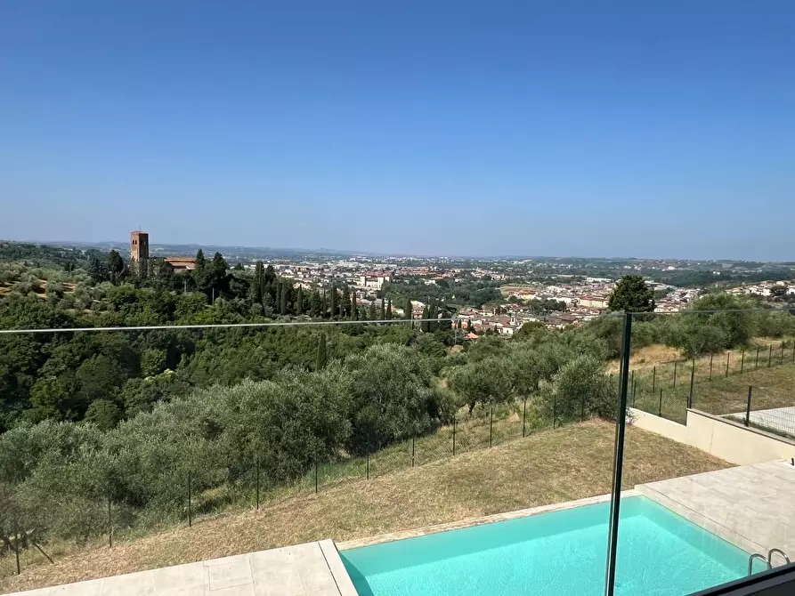 Immagine 20 di Villa in vendita  a Montelupo Fiorentino
