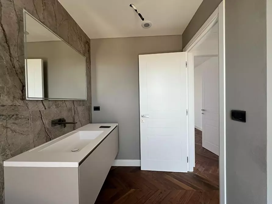 Immagine 18 di Villa in vendita  a Montelupo Fiorentino