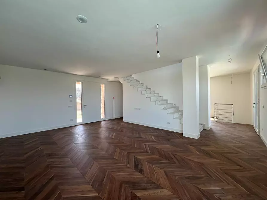 Immagine 5 di Villa in vendita  a Montelupo Fiorentino