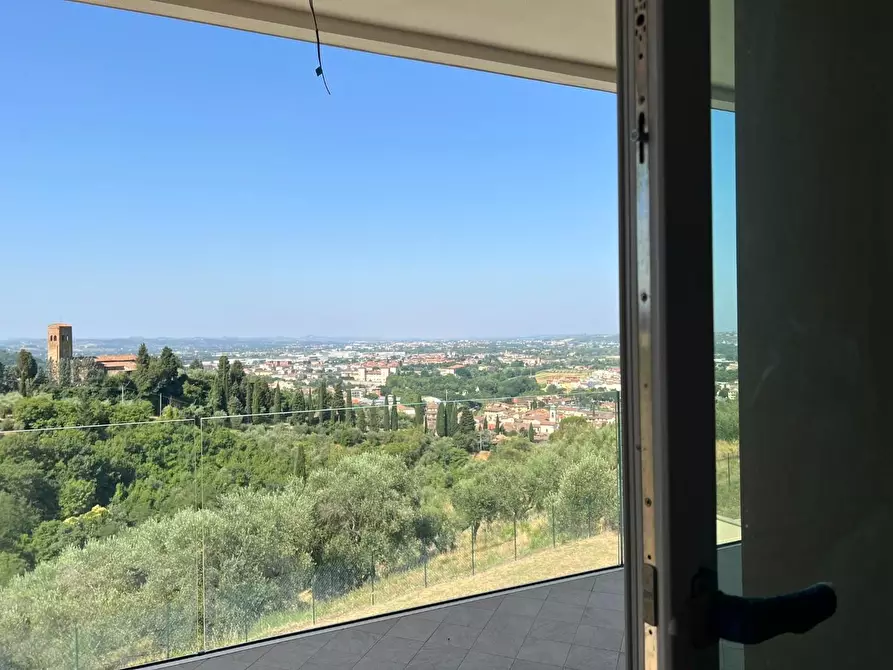 Immagine 38 di Villa in vendita  a Montelupo Fiorentino
