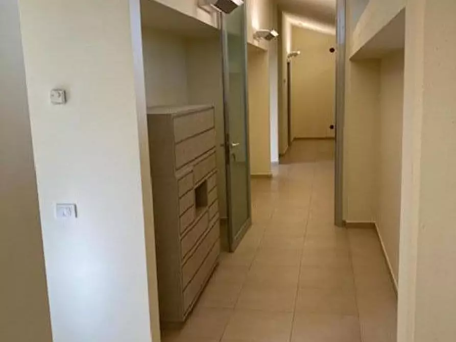 Immagine 7 di Villa in affitto  a San Giuliano Terme