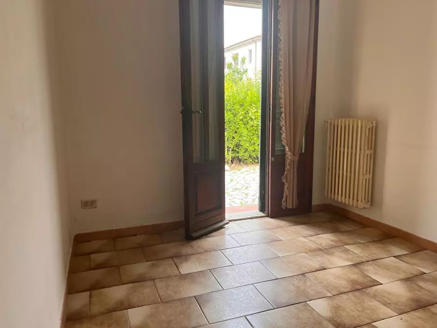 Immagine 38 di Villa in vendita  a Pisa