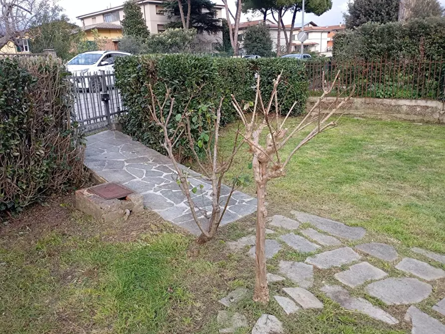 Immagine 13 di Villa in vendita  a Pisa