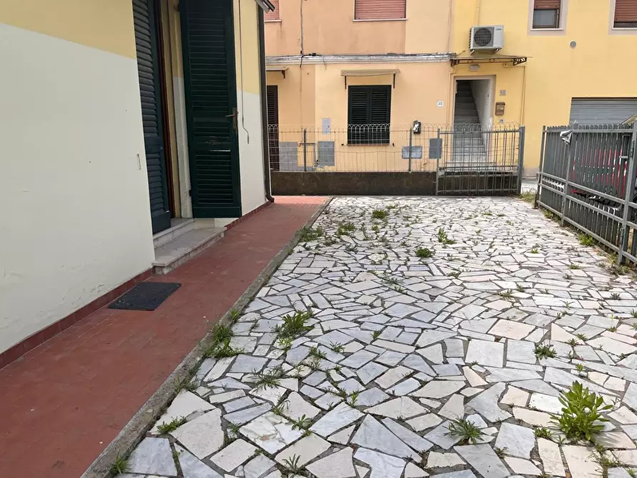 Immagine 22 di Villa in vendita  a Pisa