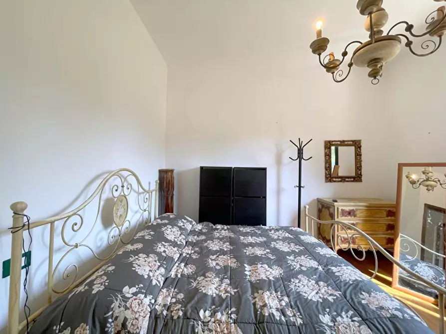 Immagine 19 di Casa indipendente in vendita  a Camaiore