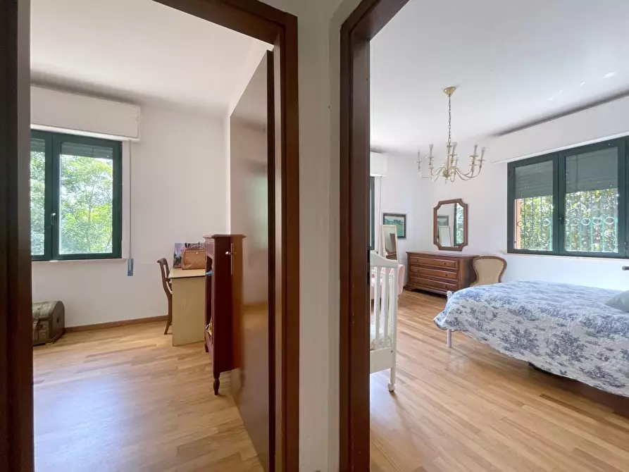 Immagine 18 di Casa indipendente in vendita  a Camaiore