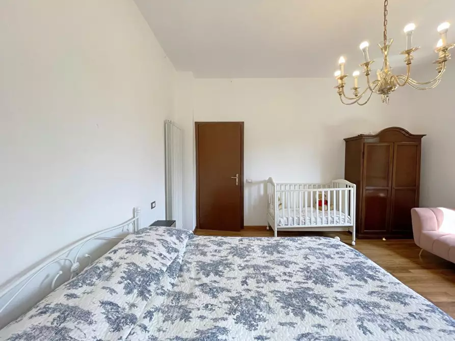 Immagine 27 di Casa indipendente in vendita  a Camaiore