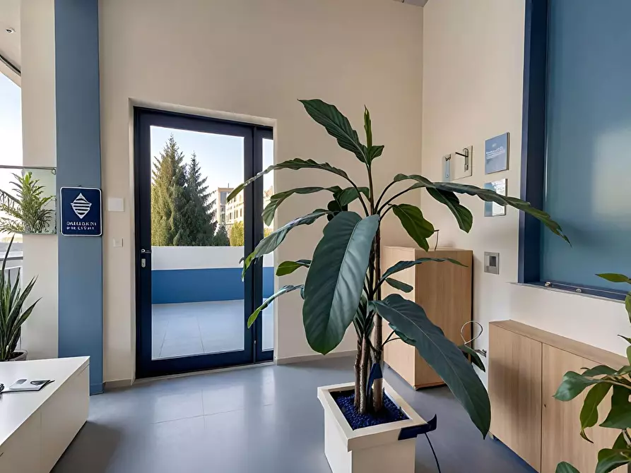 Immagine 4 di Ufficio in affitto  a Empoli
