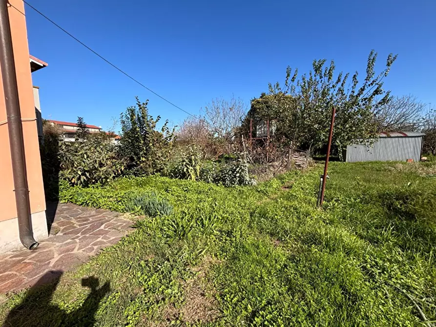 Immagine 33 di Casa bifamiliare in vendita  a Fucecchio