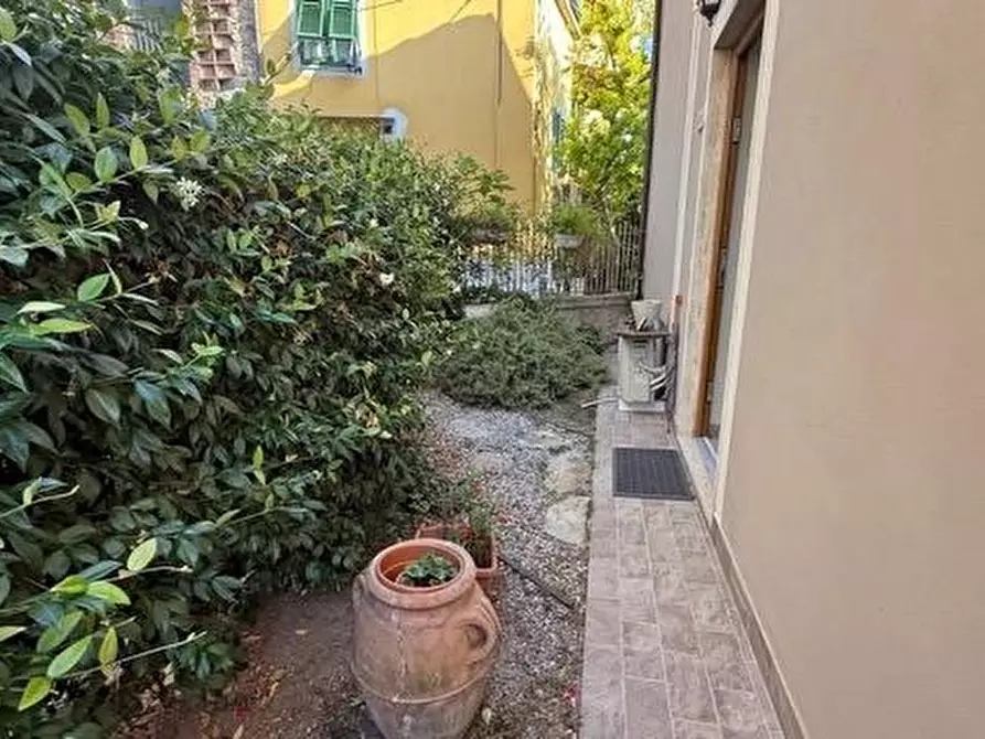 Immagine 13 di Terratetto in vendita  a Lucca