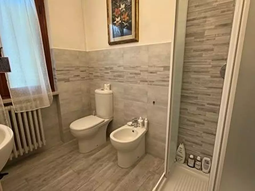 Immagine 5 di Terratetto in vendita  a Lucca