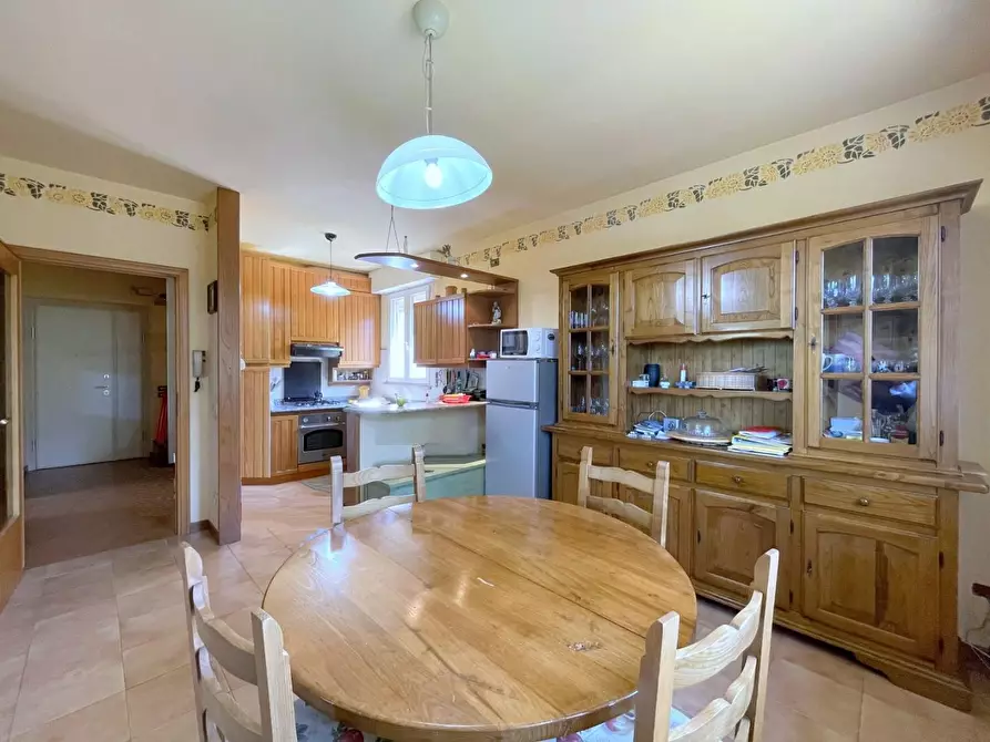 Immagine 11 di Casa indipendente in vendita  a Massarosa