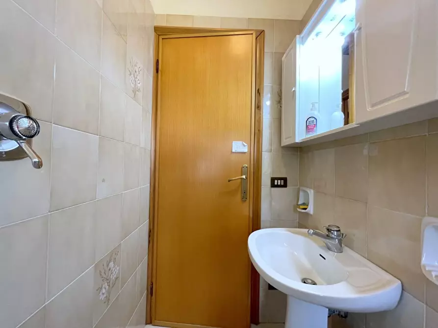 Immagine 37 di Casa indipendente in vendita  a Massarosa