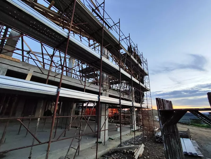 Immagine 2 di Villa in vendita  a San Miniato