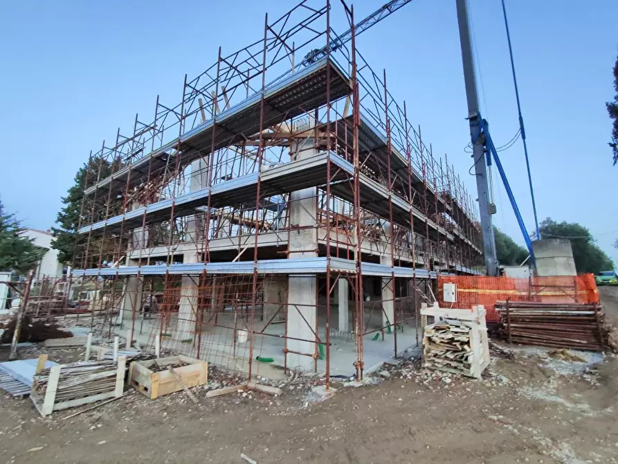 Immagine 7 di Villa in vendita  a San Miniato