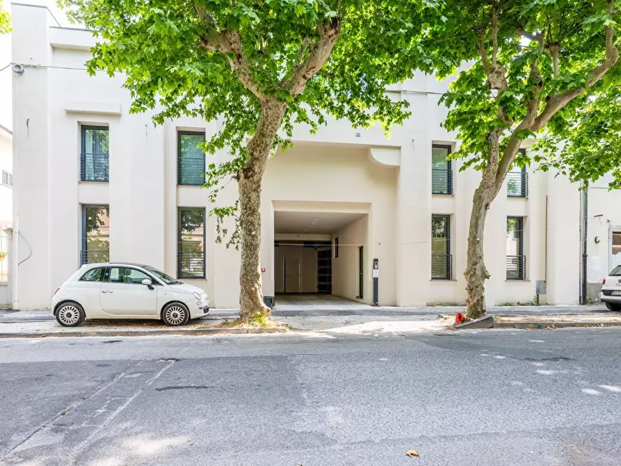 Immagine 38 di Appartamento in vendita  a Pontedera