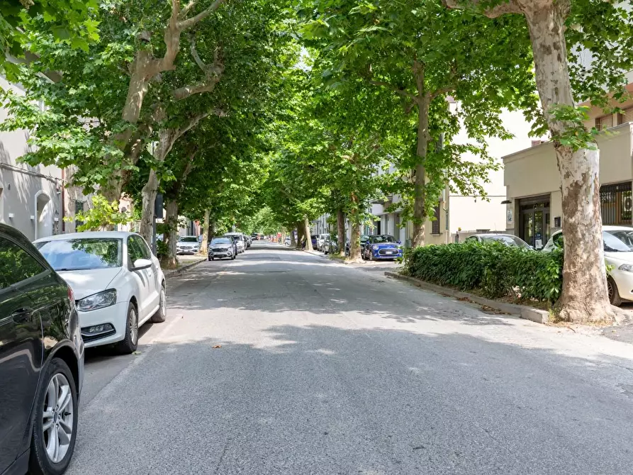 Immagine 39 di Appartamento in vendita  a Pontedera