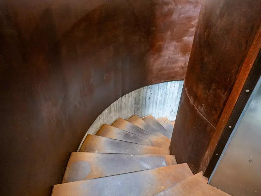 Immagine 37 di Appartamento in vendita  a Pontedera