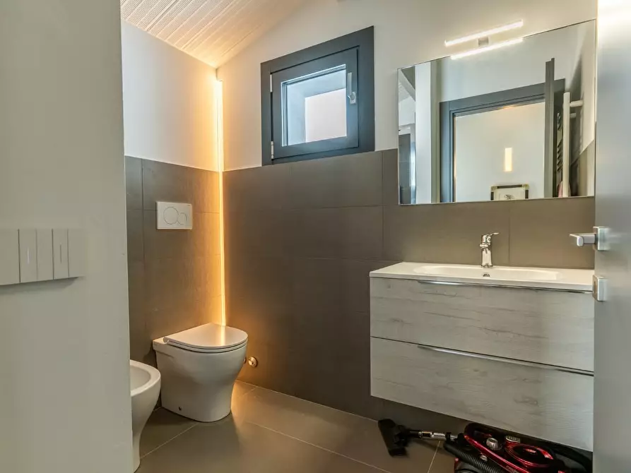 Immagine 29 di Appartamento in vendita  a Pontedera