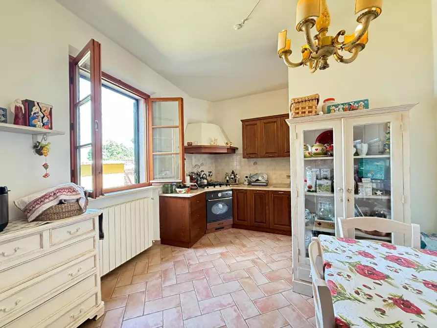 Immagine 4 di Appartamento in vendita  a Crespina Lorenzana