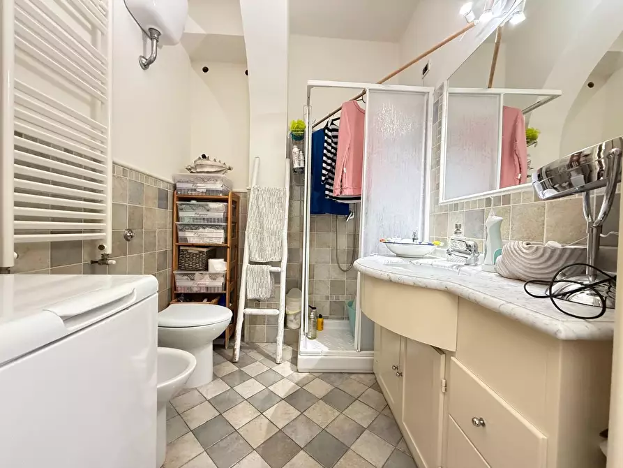 Immagine 12 di Appartamento in vendita  a Crespina Lorenzana