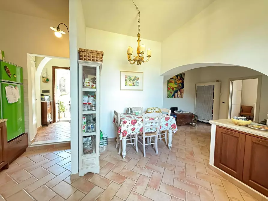 Immagine 10 di Appartamento in vendita  a Crespina Lorenzana