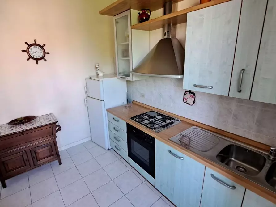 Immagine 6 di Appartamento in vendita  a Rosignano Marittimo