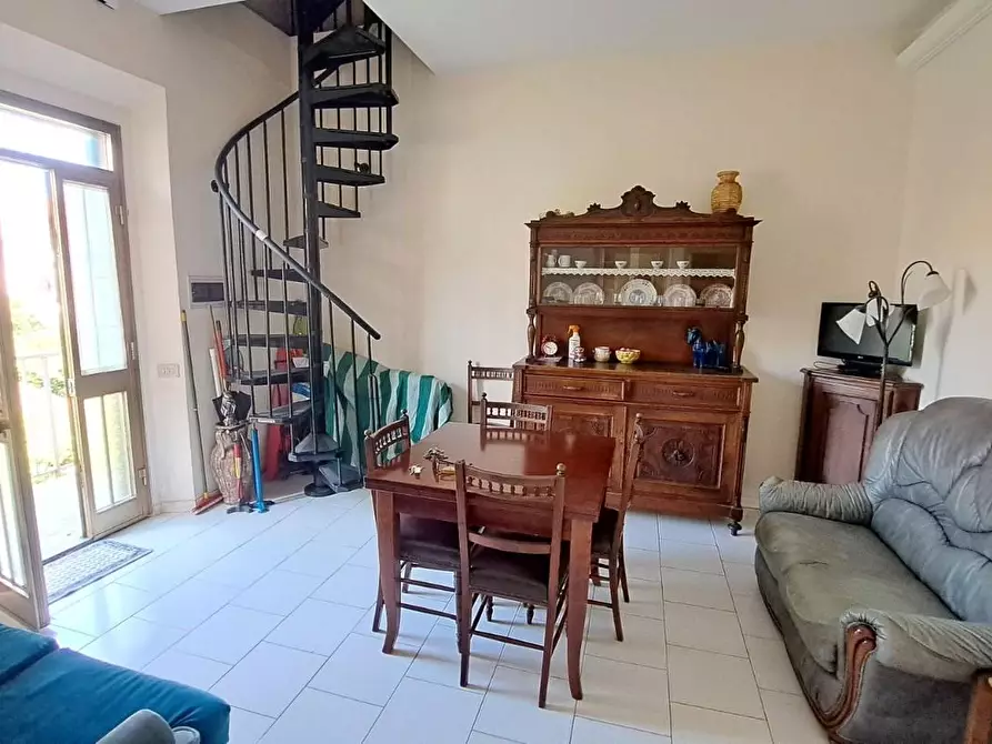 Immagine 2 di Appartamento in vendita  a Rosignano Marittimo