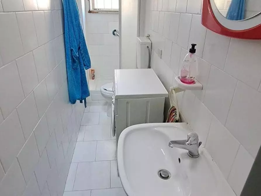 Immagine 11 di Appartamento in vendita  a Rosignano Marittimo