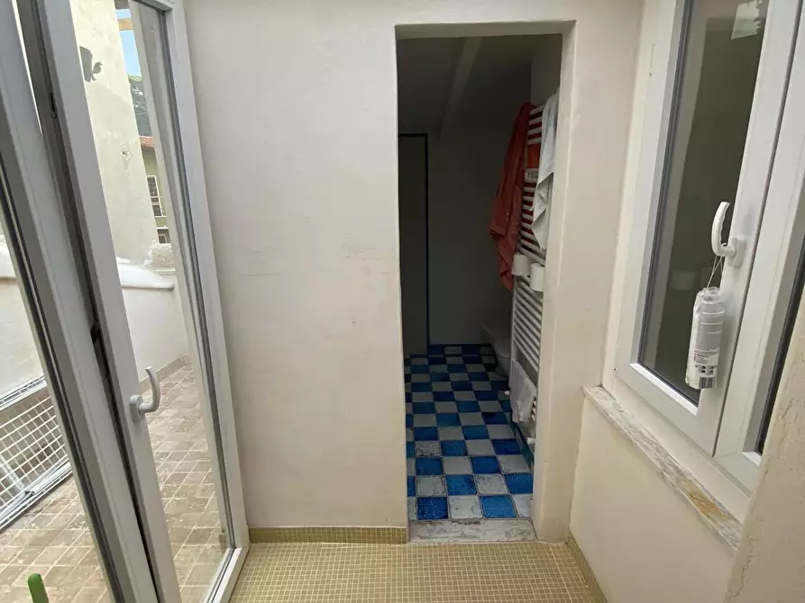 Immagine 10 di Terratetto in vendita  a Massa