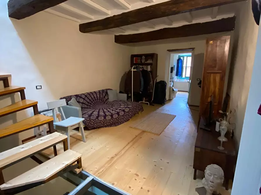 Immagine 1 di Terratetto in vendita  a Massa