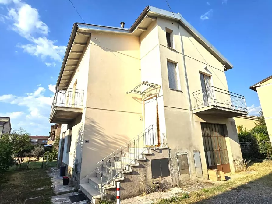 Immagine 23 di Casa indipendente in vendita  a Colle Di Val D'elsa