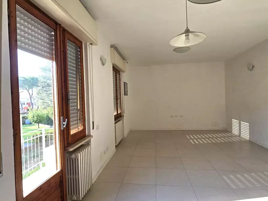 Immagine 13 di Casa indipendente in vendita  a Colle Di Val D'elsa