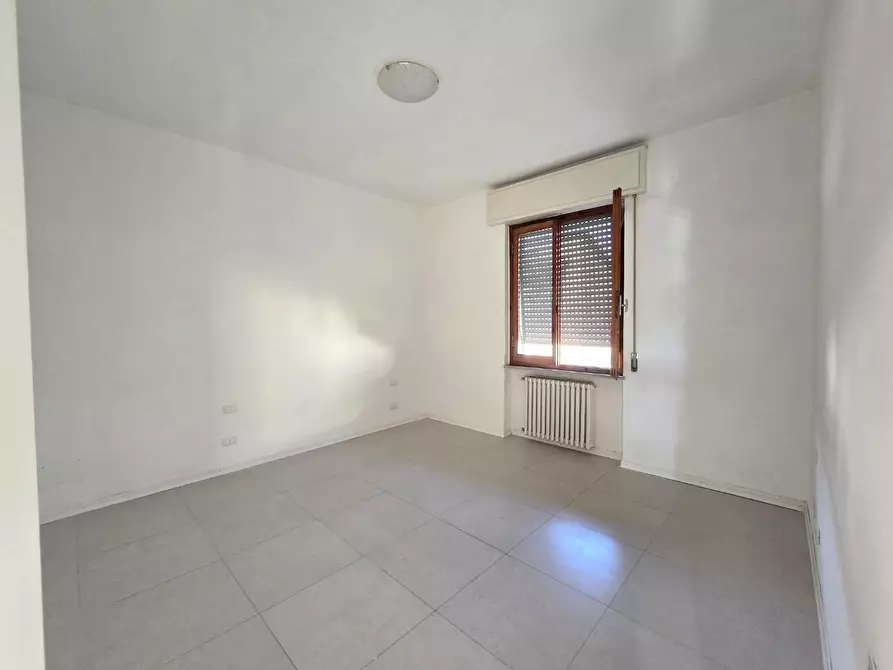 Immagine 21 di Casa indipendente in vendita  a Colle Di Val D'elsa