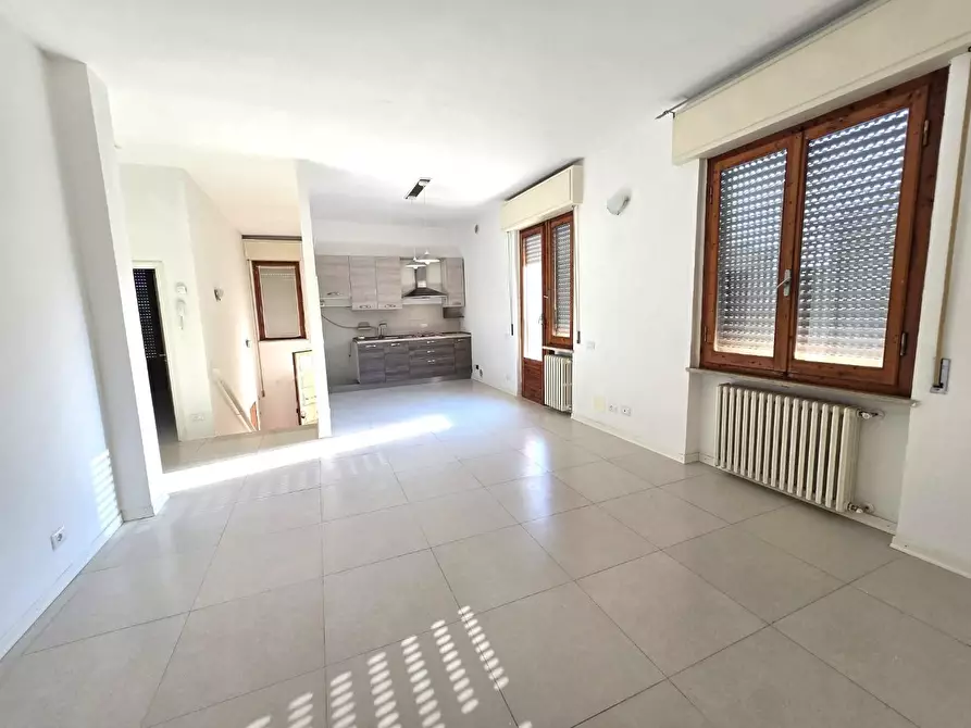 Immagine 18 di Casa indipendente in vendita  a Colle Di Val D'elsa