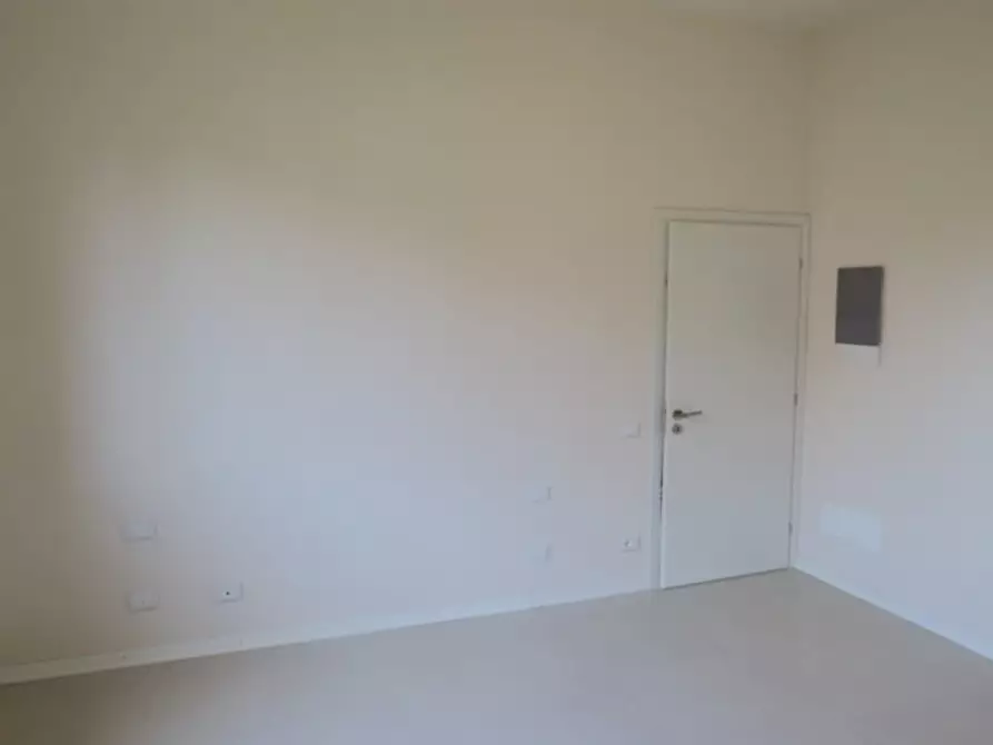 Immagine 5 di Casa indipendente in vendita  a Colle Di Val D'elsa