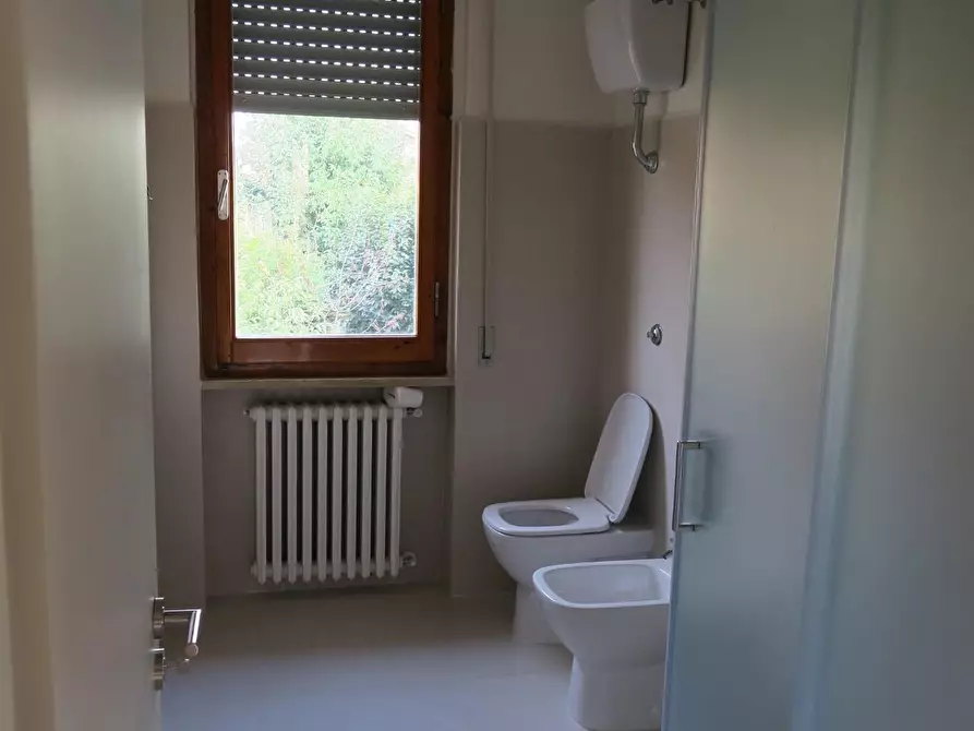 Immagine 8 di Casa indipendente in vendita  a Colle Di Val D'elsa