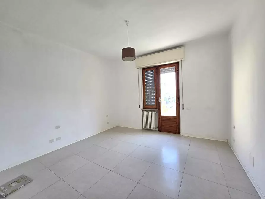 Immagine 17 di Casa indipendente in vendita  a Colle Di Val D'elsa
