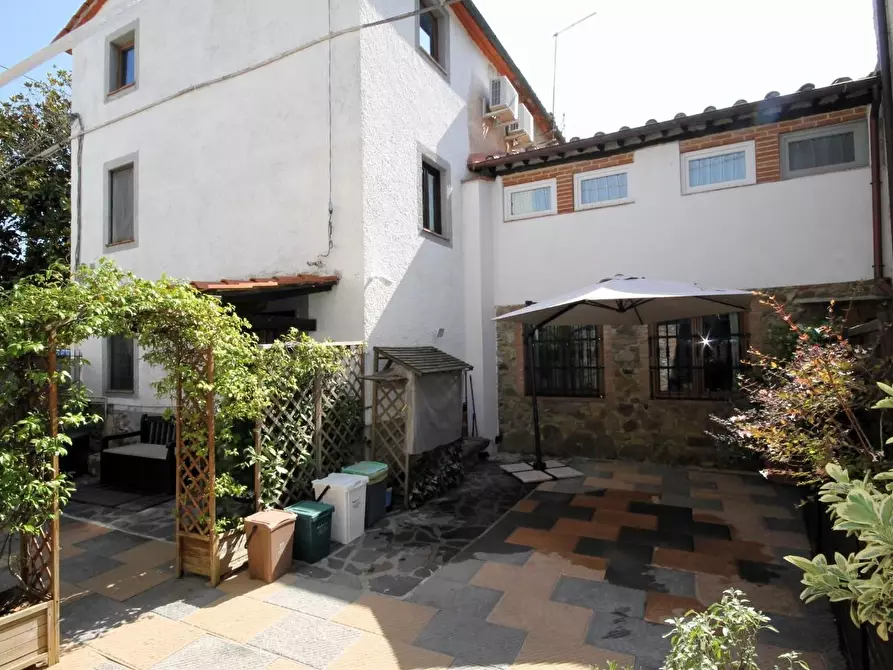 Immagine 31 di Terratetto in vendita  a Capannori