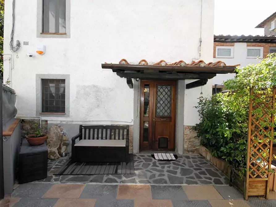 Immagine 34 di Terratetto in vendita  a Capannori