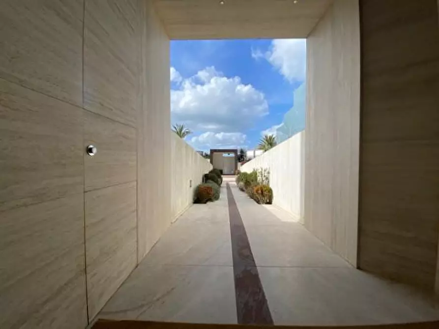 Immagine 8 di Appartamento in vendita  a Camaiore