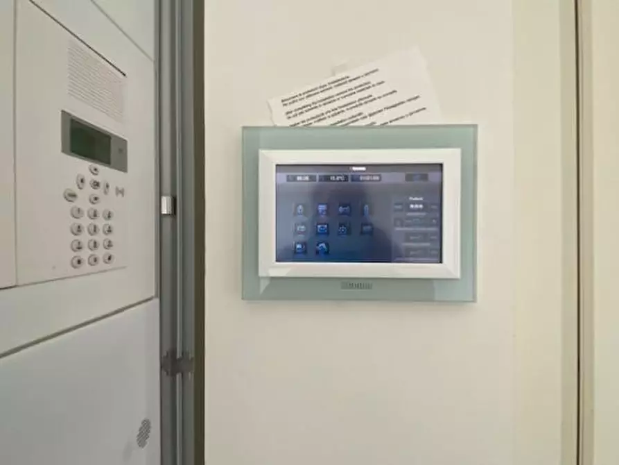 Immagine 16 di Appartamento in vendita  a Camaiore