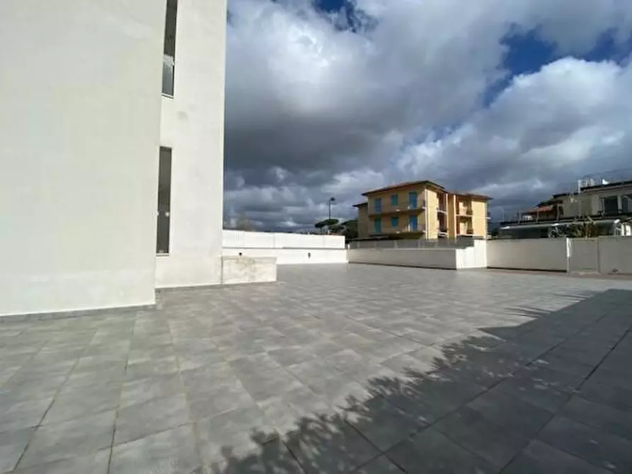 Immagine 10 di Appartamento in vendita  a Camaiore