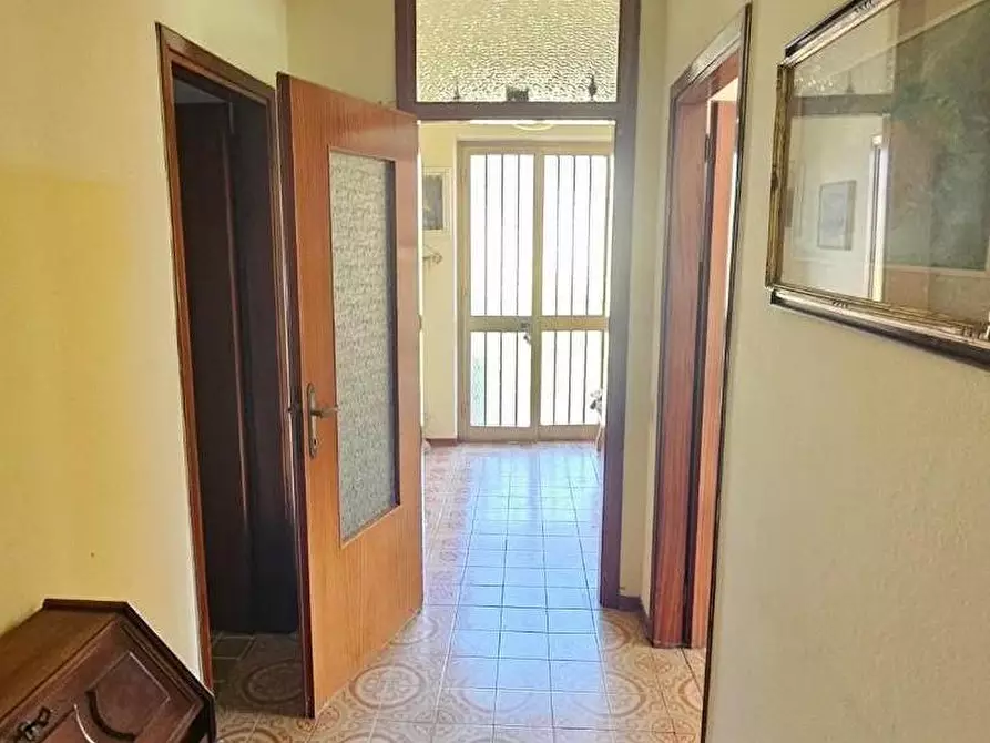 Immagine 12 di Appartamento in vendita  a Massa