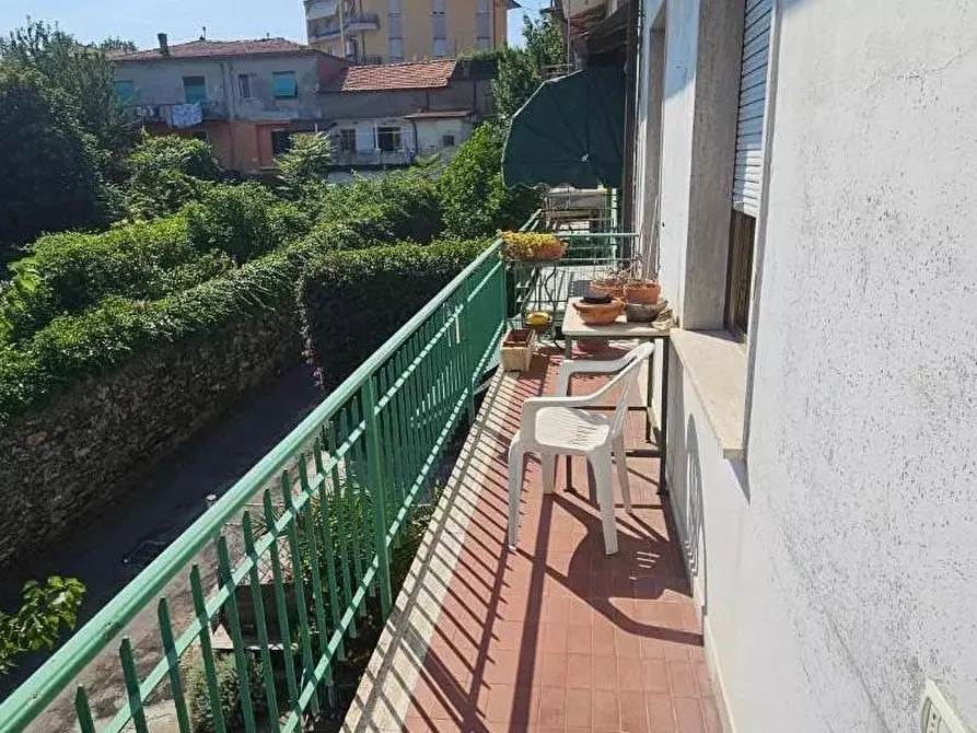 Immagine 13 di Appartamento in vendita  a Massa