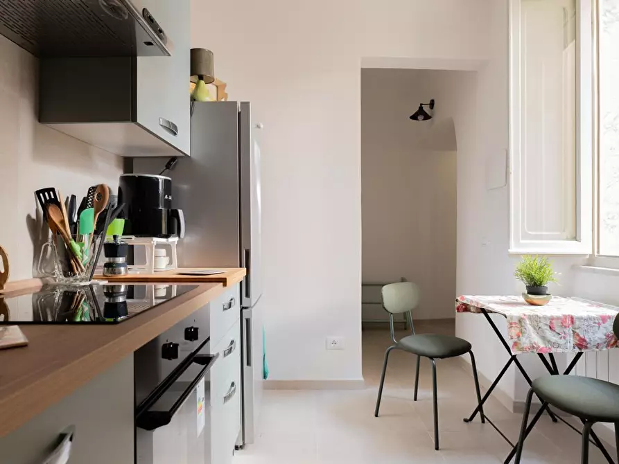 Immagine 19 di Appartamento in vendita  a Massa