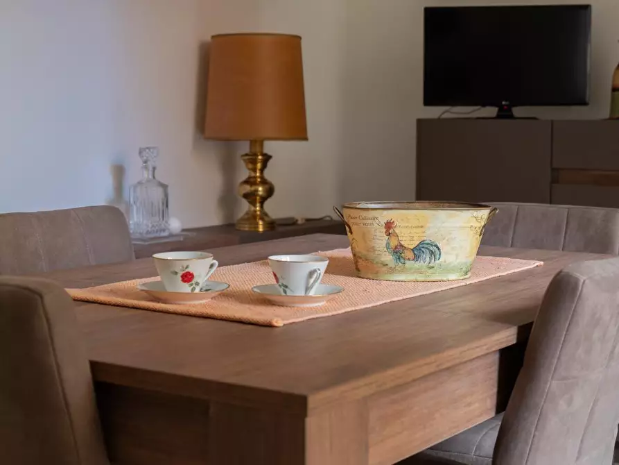 Immagine 9 di Appartamento in vendita  a Massa